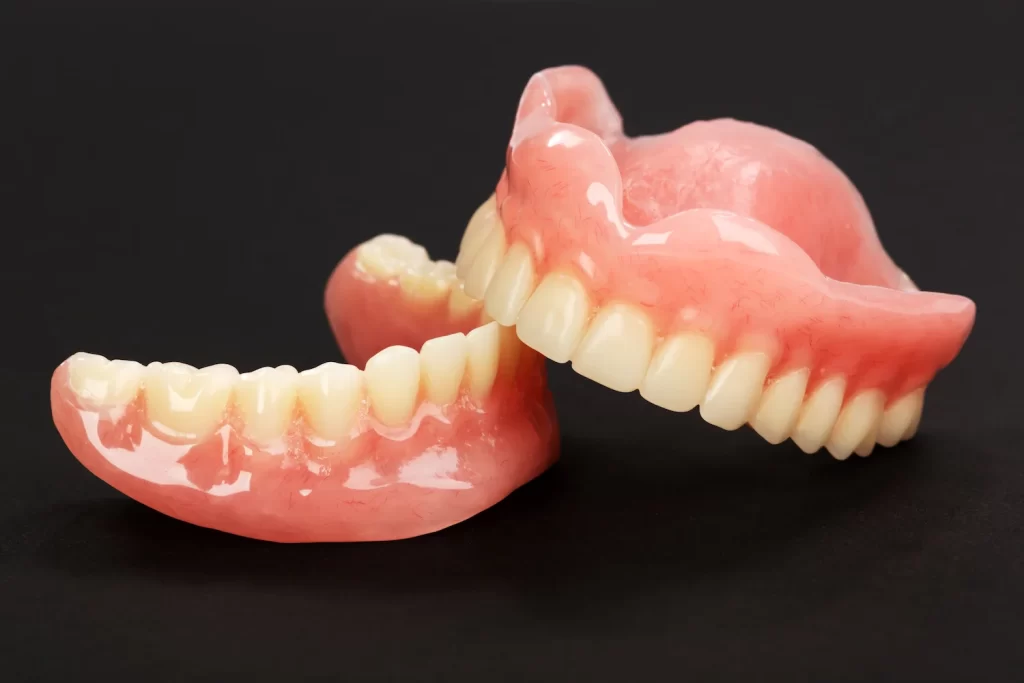 Quality Custom Dentures Img